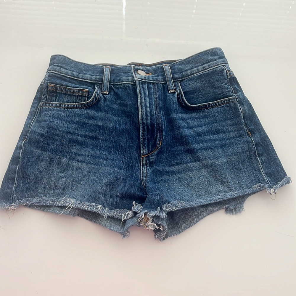 Joe’s Denim Short 24”waist blue jean, Fray Hem